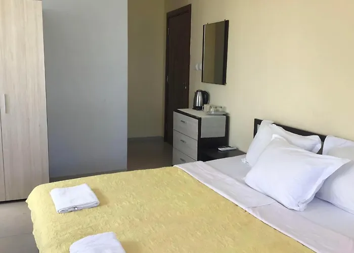 Ivanka Ground Floor Hotel *