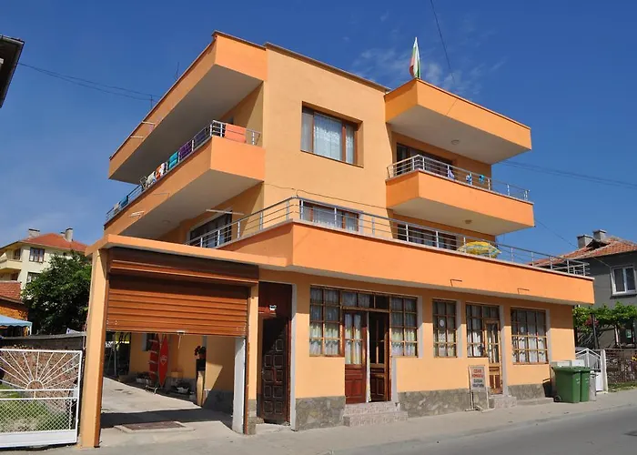 Ivanka Ground Floor Hotel *